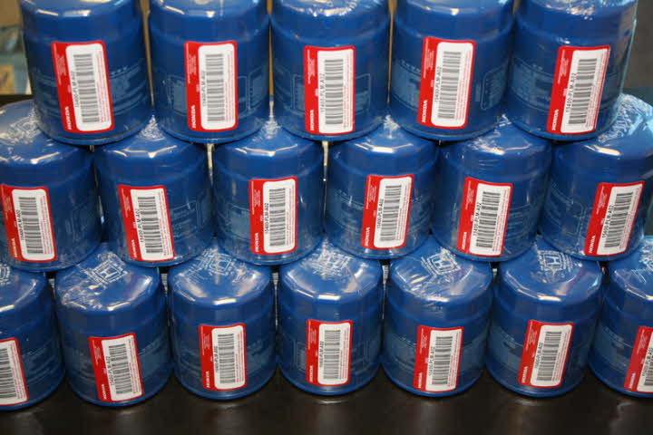 thumbnail image 2 of GENUINE HONDA ACURA FACTORY ENGINE OIL FILTER & WASHER 15400-PLM-A02 SET OF 6 | UK 2 of 12